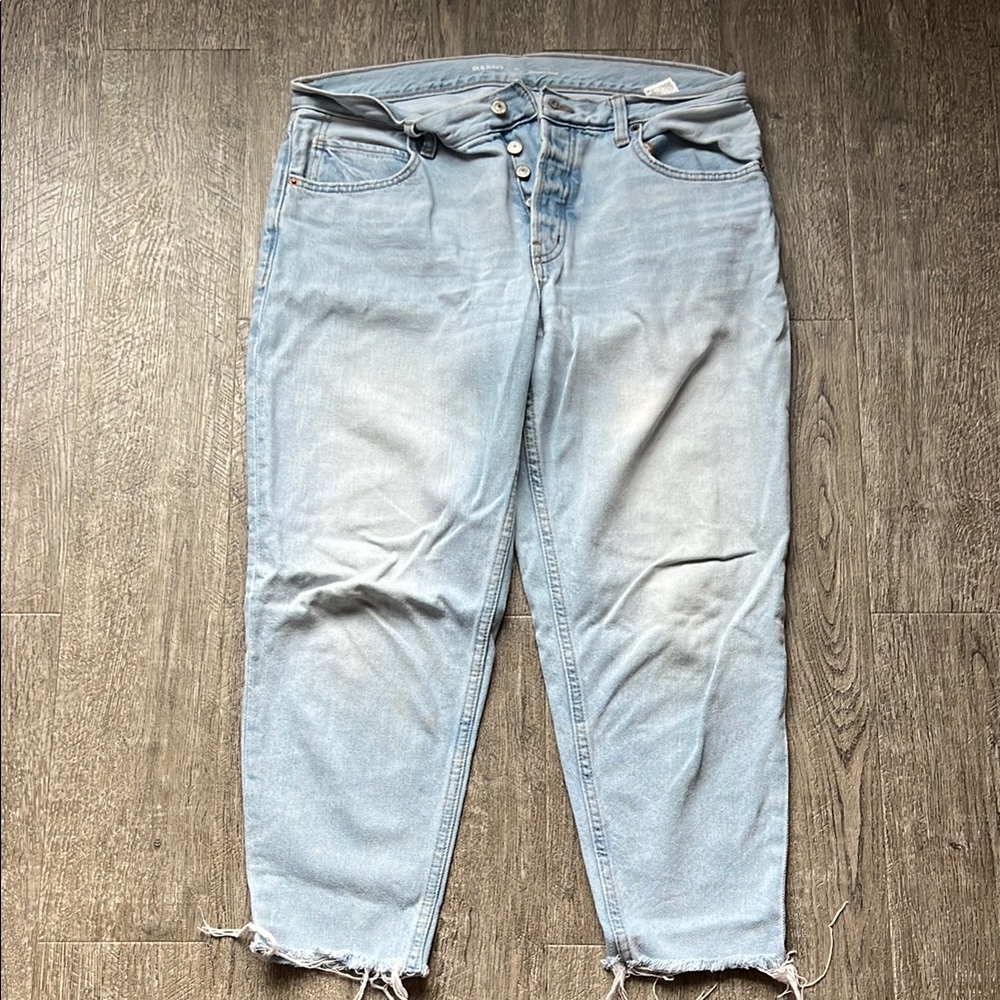 Old Navy High-Waisted Slouchy Taper Jeans